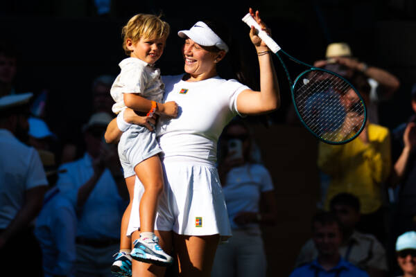 Anisimova beats Sabalenka